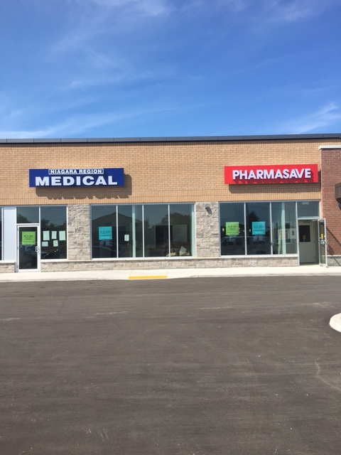 Pharmasave MedPlus Pharmacy Rx | 8279 Lundys Ln #4, Niagara Falls, ON L2H 1H5, Canada | Phone: (905) 228-5040