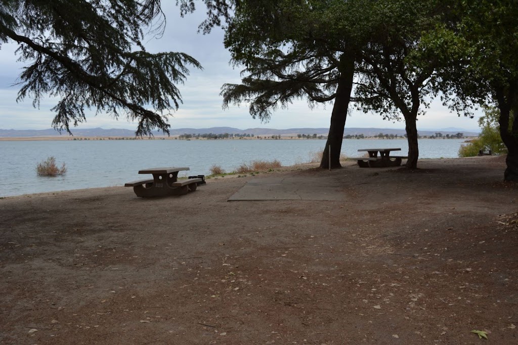 T - Island Campground | 14528 26 Mile Rd, Oakdale, CA 95361, USA | Phone: (209) 847-3304