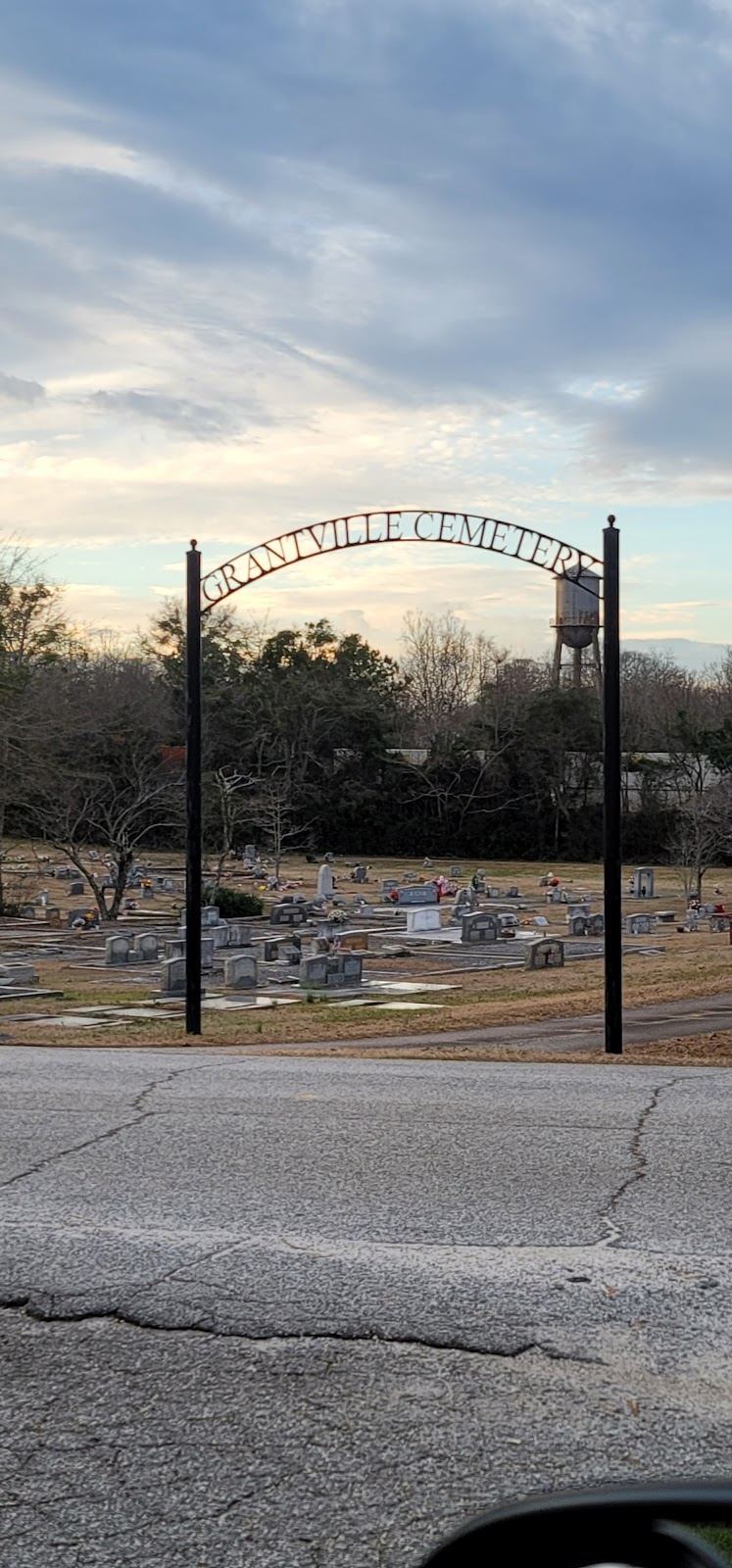 Grantville City Cemetery | 124 Griffin St, Grantville, GA 30220, USA | Phone: (770) 583-2289