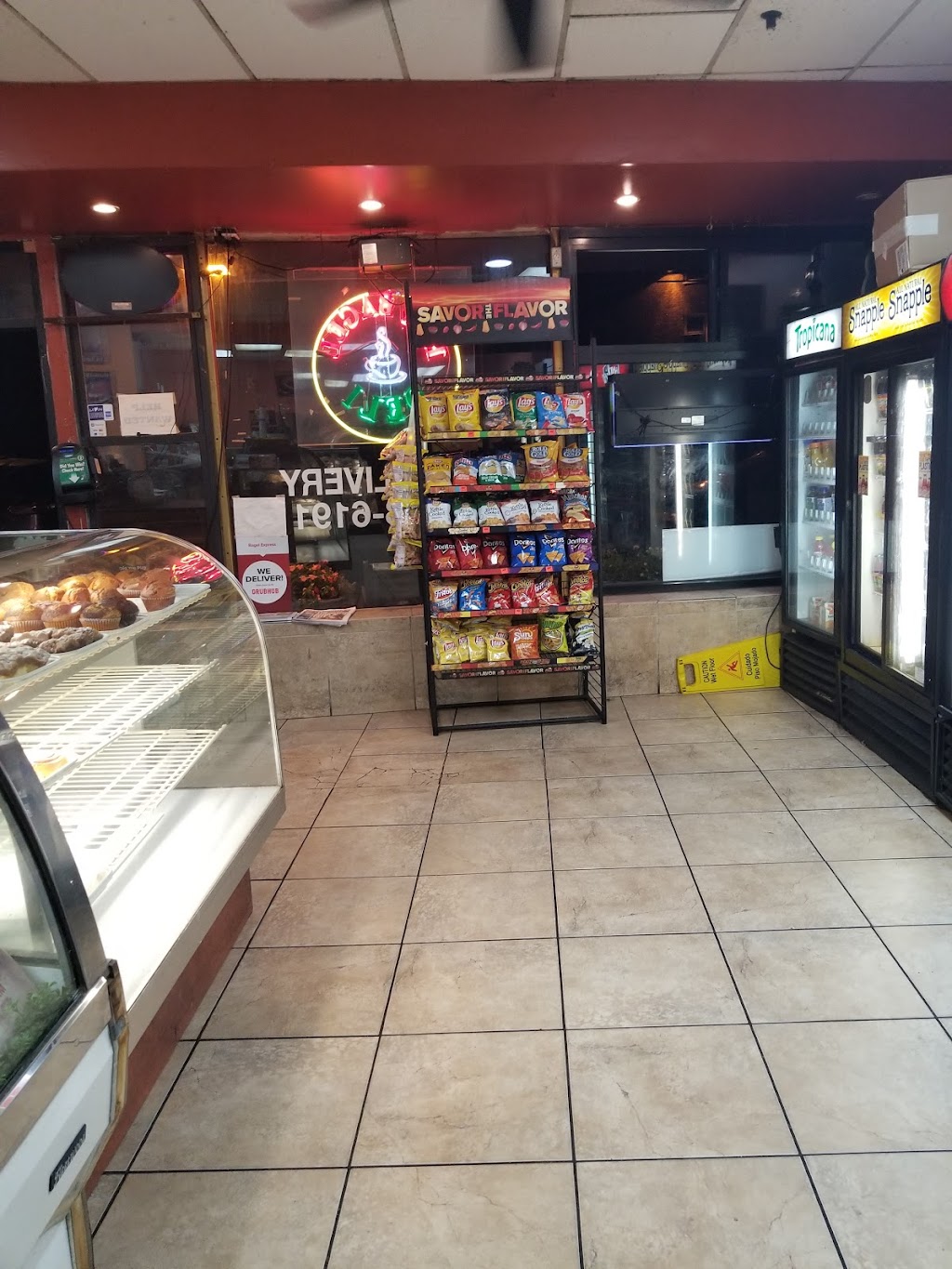 Bagels Royale | 364 Knickerbocker Rd, Dumont, NJ 07628, USA | Phone: (201) 385-5448