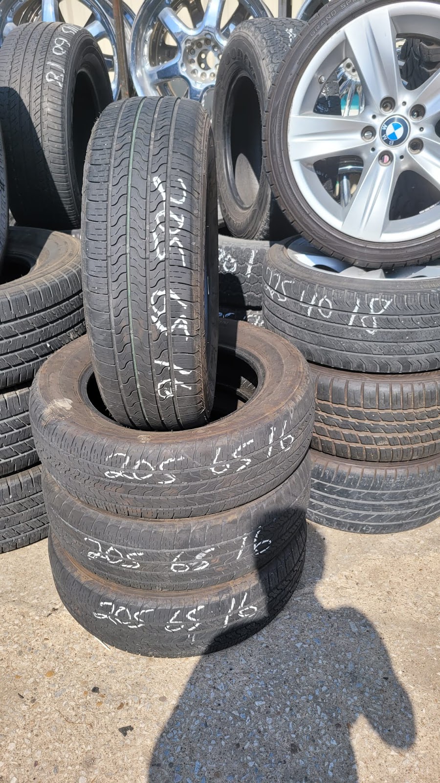 Harry hines tire shop | 10520 Harry Hines Blvd B, Dallas, TX 75220, USA | Phone: (214) 900-1391