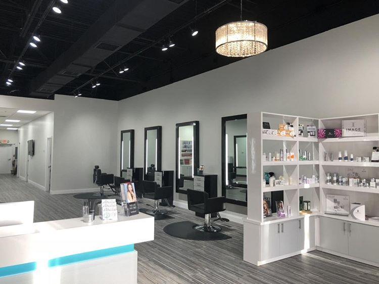 Ashley Nicole Salon Health & Beauty | 6425 Raleigh St, Orlando, FL 32835, USA | Phone: (407) 440-3896