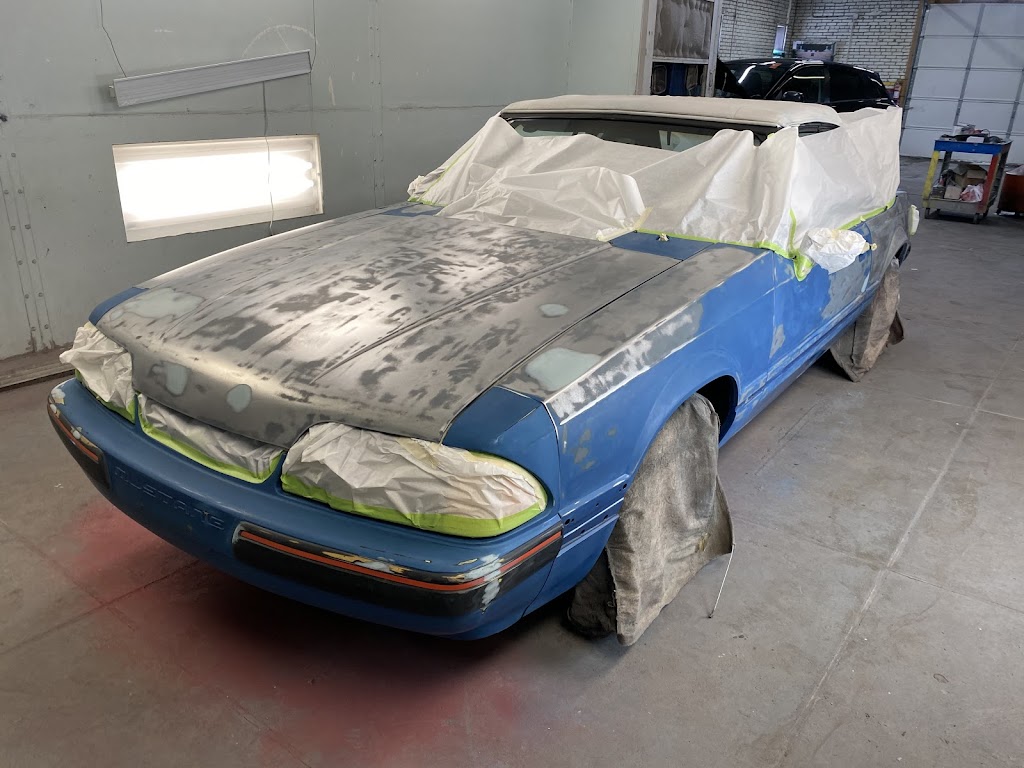 Lincoln Auto Body Paint & Rpr | 116 E Courtois St, St. Louis, MO 63111, USA | Phone: (314) 638-5717