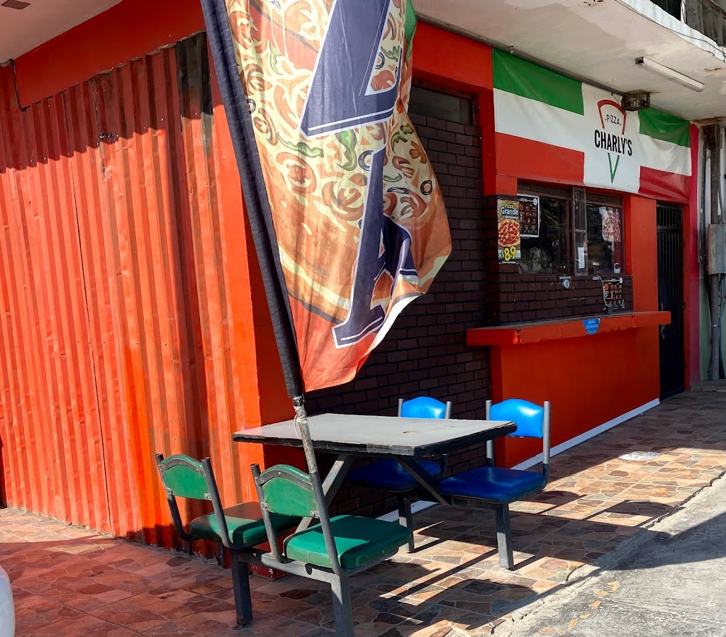 Charlys Pizza | 22203, Granjas Familiares del Matamoros, 22203 Tijuana, B.C., Mexico | Phone: 664 819 1565