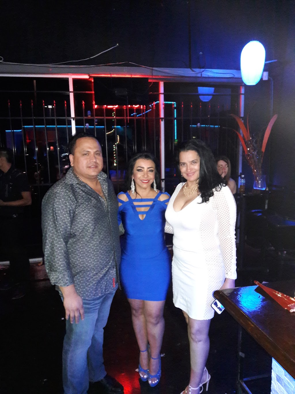 Carruseles Discoteque | 2703 S Texas 6 #173, Houston, TX 77082, USA | Phone: (281) 550-2991