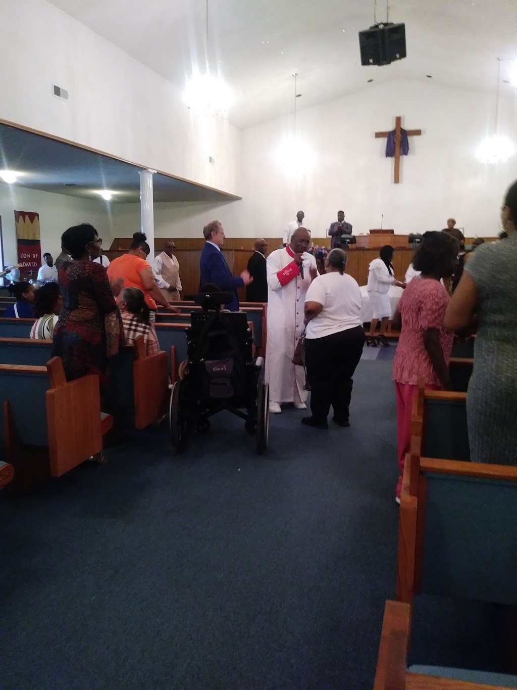 Kingdom Door Christian Worship | 1004 E Pontiac St, Fort Wayne, IN 46803, USA | Phone: (260) 744-8412
