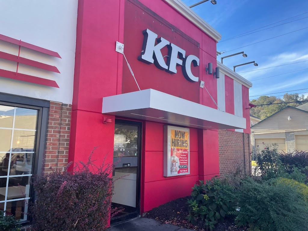 KFC | 4015 Main St, Weirton, WV 26062, USA | Phone: (304) 748-4393