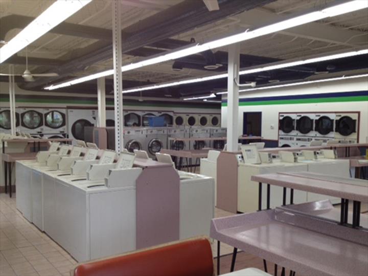 East Wash Laundry | 2620 E Washington Ave, Madison, WI 53704, USA | Phone: (608) 290-9170