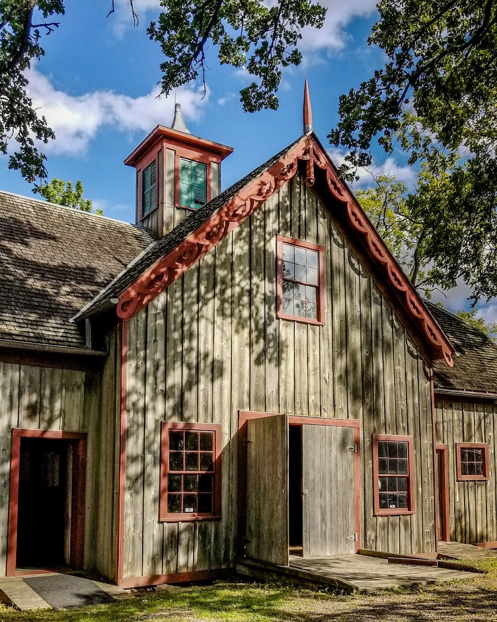 LeDuc Historic Estate | 1629 Vermillion St, Hastings, MN 55033, USA | Phone: (651) 438-8480