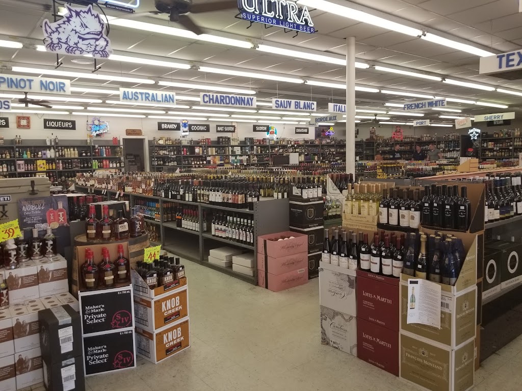 Kings Liquor | 2810 W Berry St, Fort Worth, TX 76109, USA | Phone: (817) 923-3737