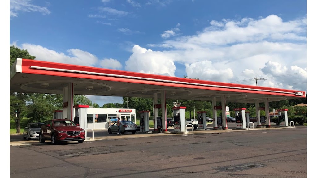 LUKOIL | 550 W Butler Ave, Chalfont, PA 18914, USA | Phone: (215) 822-1698