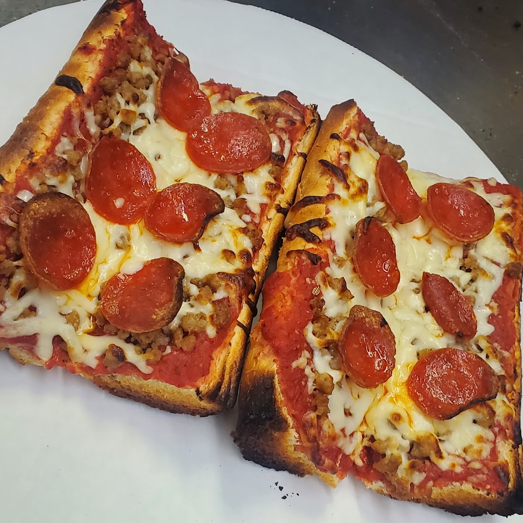 Bartons Pizzeria | 3925 45th St, Highland, IN 46322, USA | Phone: (219) 924-6200