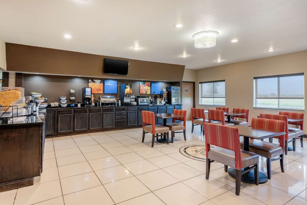 Comfort Inn | E, 7275 S 75 E, Warren, IN 46792, USA | Phone: (260) 918-6100