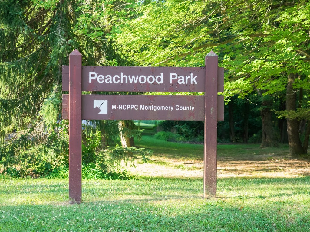Peachwood Neighborhood Park | 611 Piping Rock Dr, Colesville, MD 20905, USA | Phone: (301) 495-2595