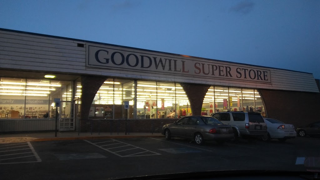 Goodwill Retail Store and Donation Center | 7928 Eastern Ave, Baltimore, MD 21224, USA | Phone: (410) 282-8750