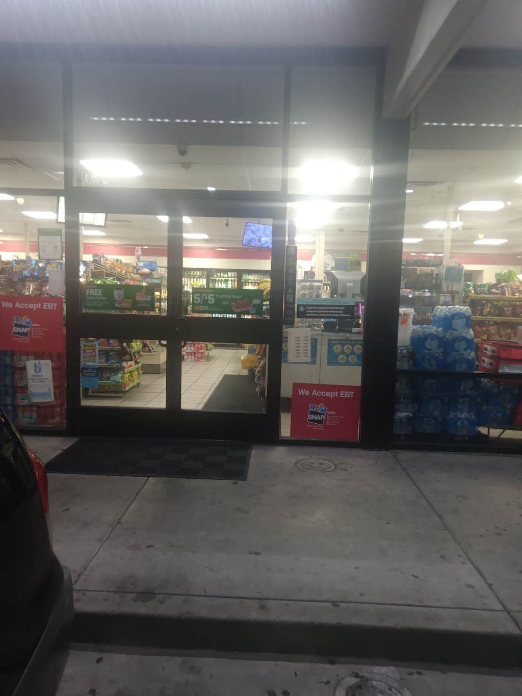 7-Eleven | 639 Buena Vista Ave, Alameda, CA 94501, USA | Phone: (510) 521-6644