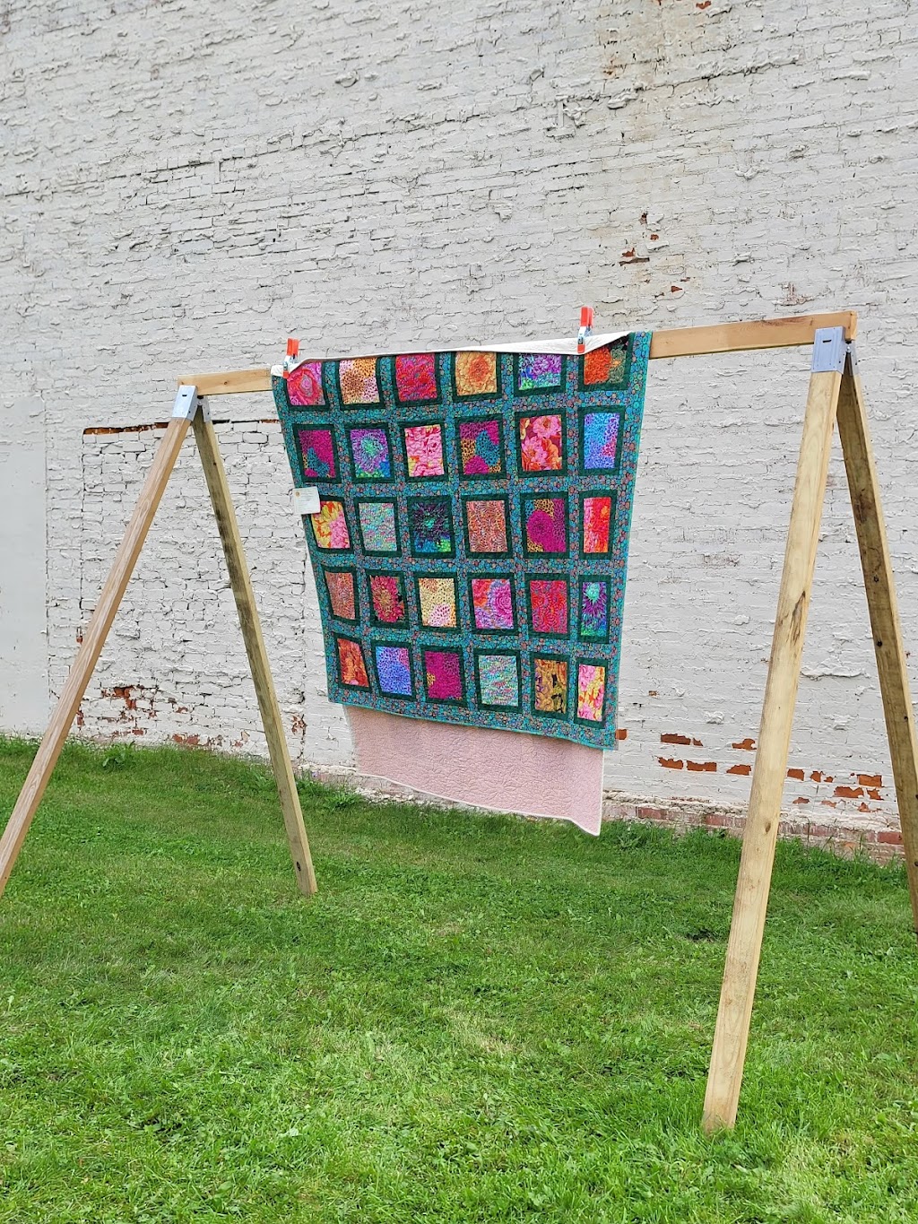 The Sassy Farm Chicks Quilt Company | 203 W Beloit St, Orfordville, WI 53576, USA | Phone: (608) 921-3466 The Sassy Farm Chicks Quilt Company | 203 W Beloit St, Orfordville, WI 53576, USA | Phone: (608) 921-3466