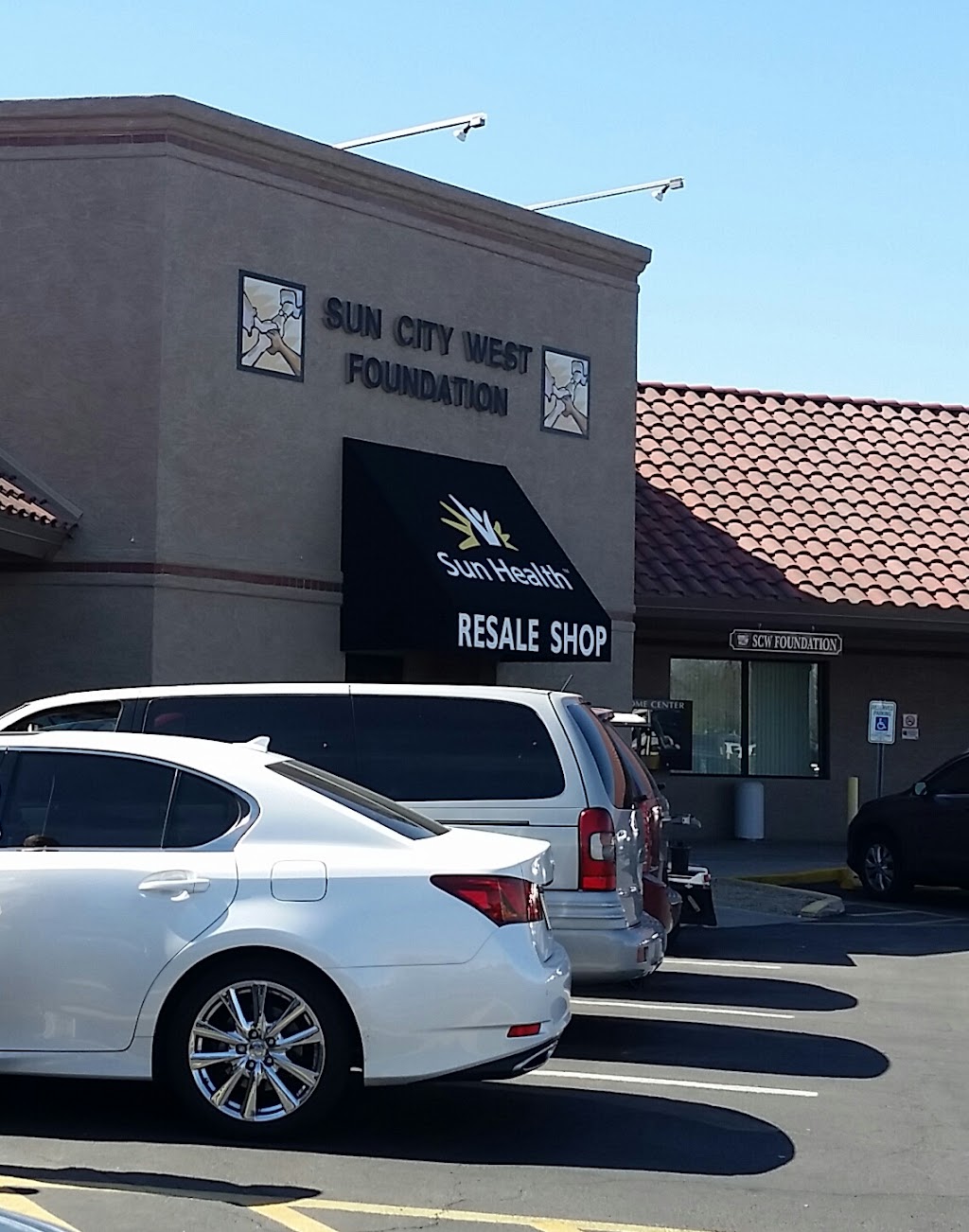 Sun Health Resale Shop | 14465 W R H Johnson Blvd, Sun City West, AZ 85375, USA | Phone: (623) 584-3869