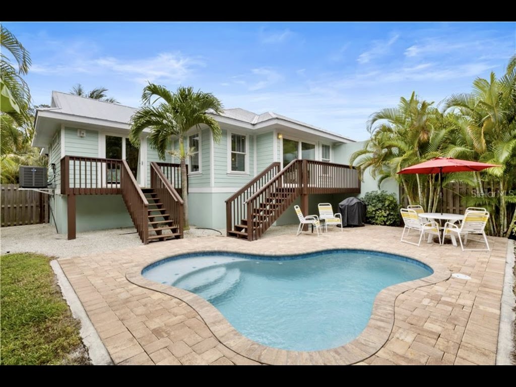 Azure Bliss Vacation Rental | 304 60th St # B, Holmes Beach, FL 34217, USA | Phone: (941) 702-6069