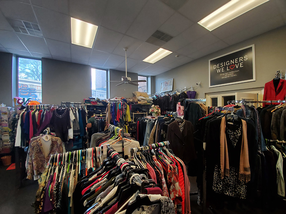 Live Rite Clothing Boutique & Resale Shop | 27700 Gratiot Ave Suite 101, Roseville, MI 48066 | Phone: (586) 217-5899