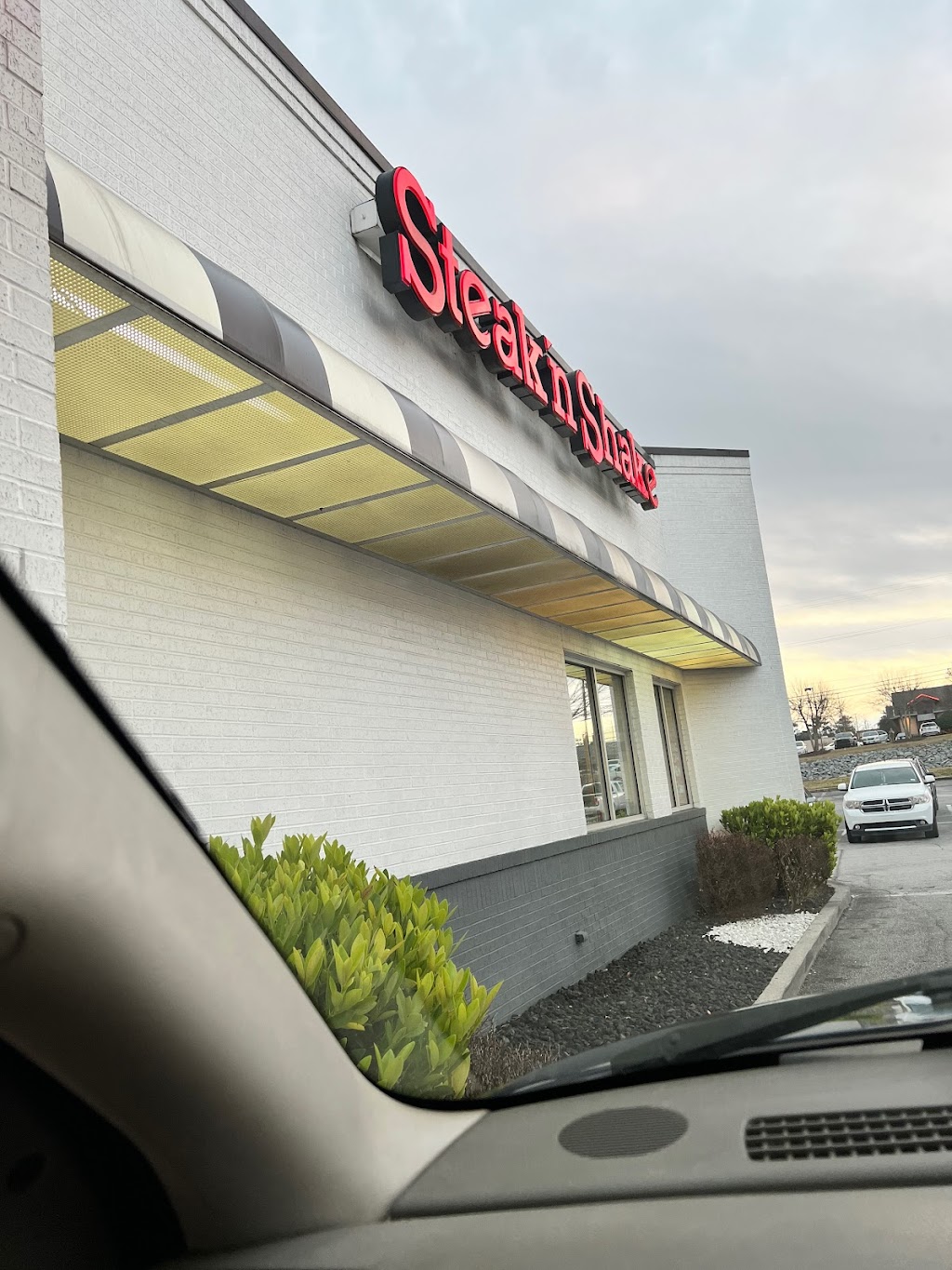 Steak 'n Shake 4835 Jimmy Lee Smith Pkwy, Hiram, GA 30141, USA