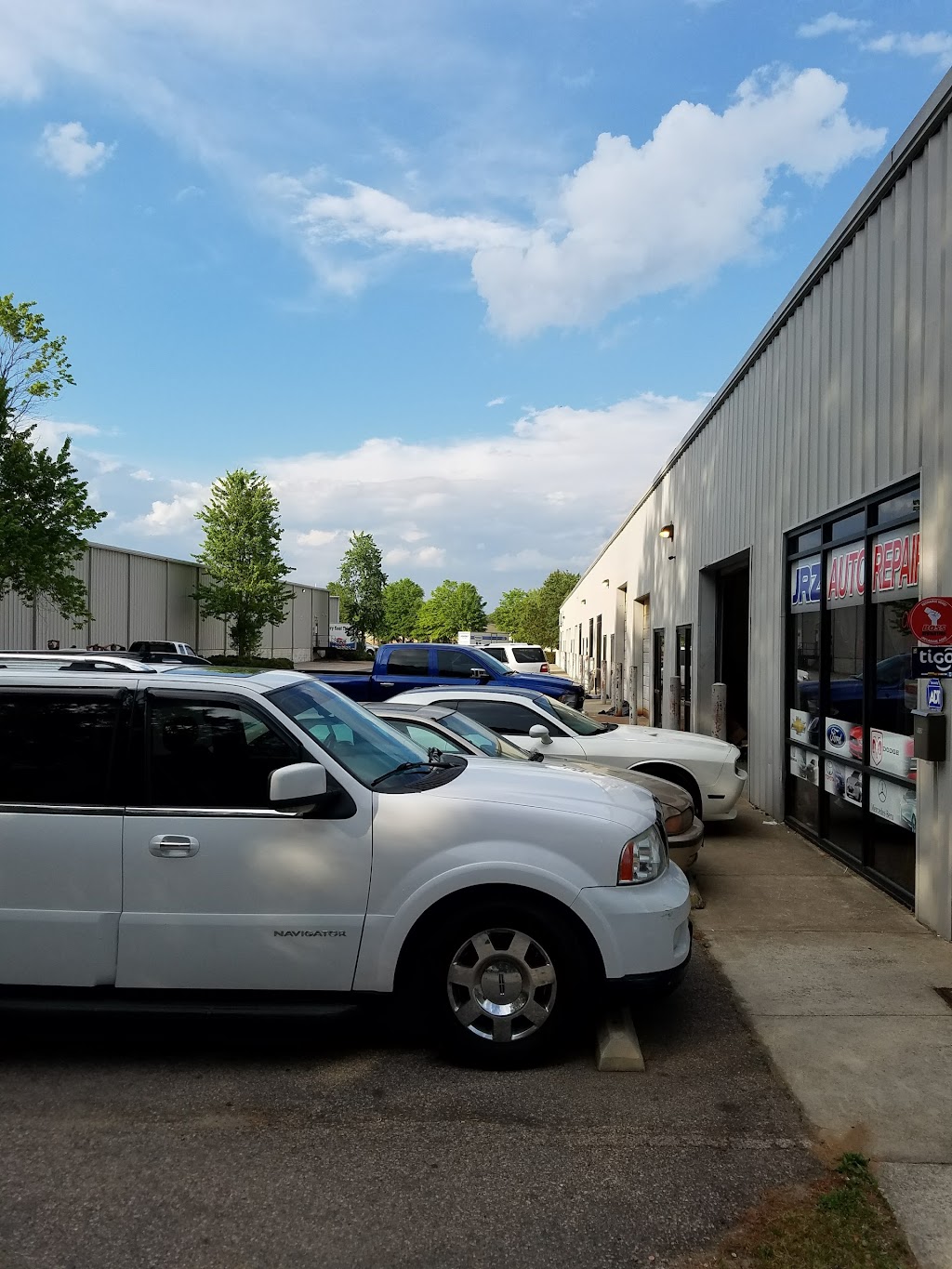 JRZ Auto Repair Llc | 3811 Tarheel Dr #112, Raleigh, NC 27609, USA | Phone: (919) 916-5998