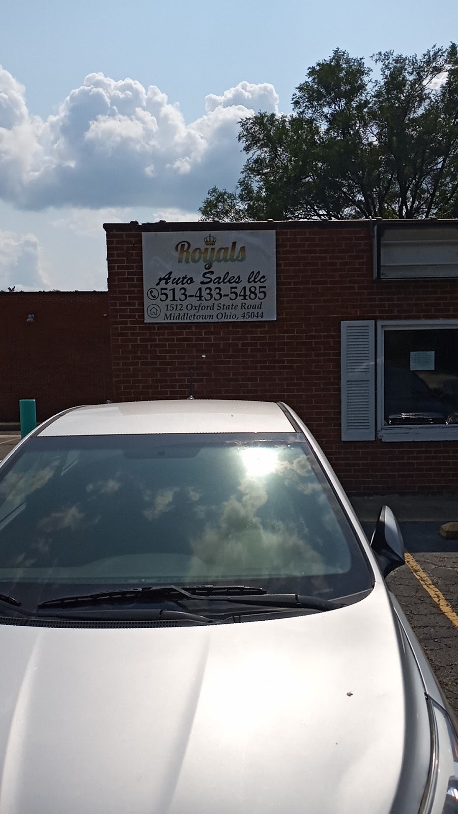 Royals Auto Sales Llc | 1512 Oxford State Rd, Middletown, OH 45044, USA | Phone: (513) 828-5147