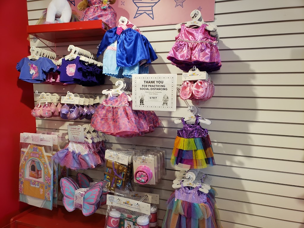 Build-A-Bear Workshop | 4015 I-35 Ste 500, San Marcos, TX 78666, USA | Phone: (512) 214-6018