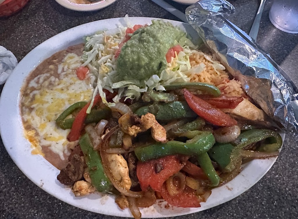 Super Mex | 17208 CA-1, Huntington Beach, CA 92648, USA | Phone: (562) 592-4849