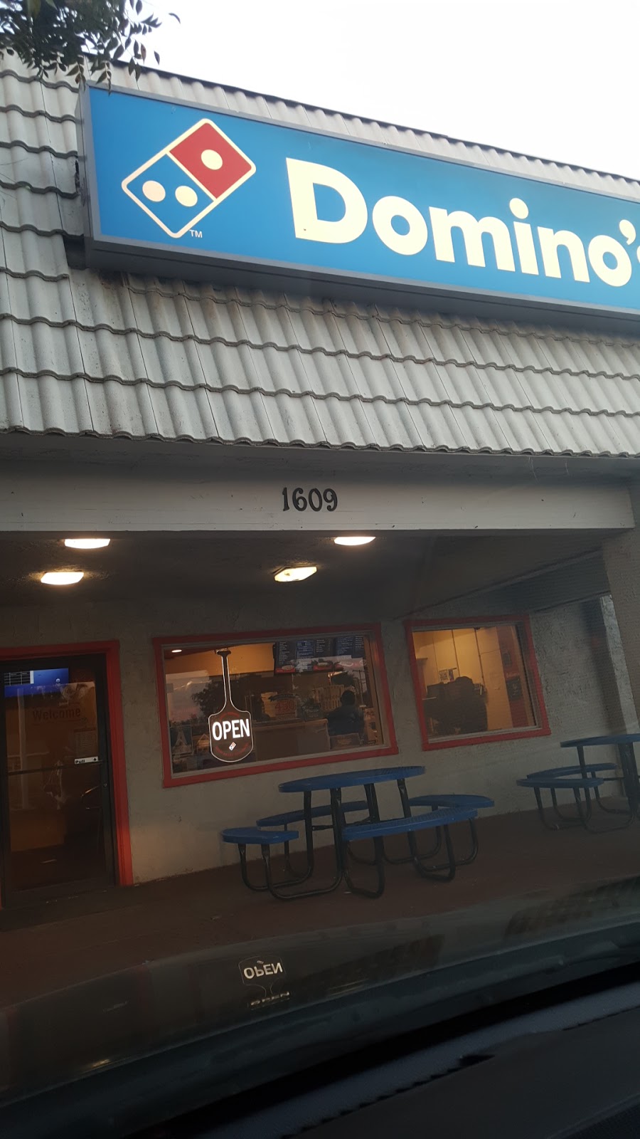 Dominos Pizza | 1609 Cecil Ave, Delano, CA 93215, USA | Phone: (661) 725-0770
