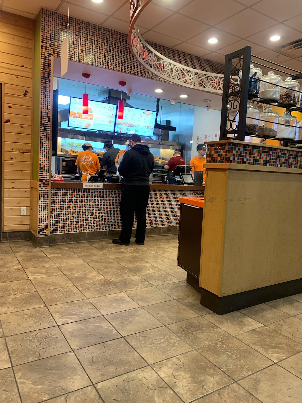 Popeyes Louisiana Kitchen | 133-42 Whitestone Expy, Queens, NY 11354, USA | Phone: (718) 886-3300