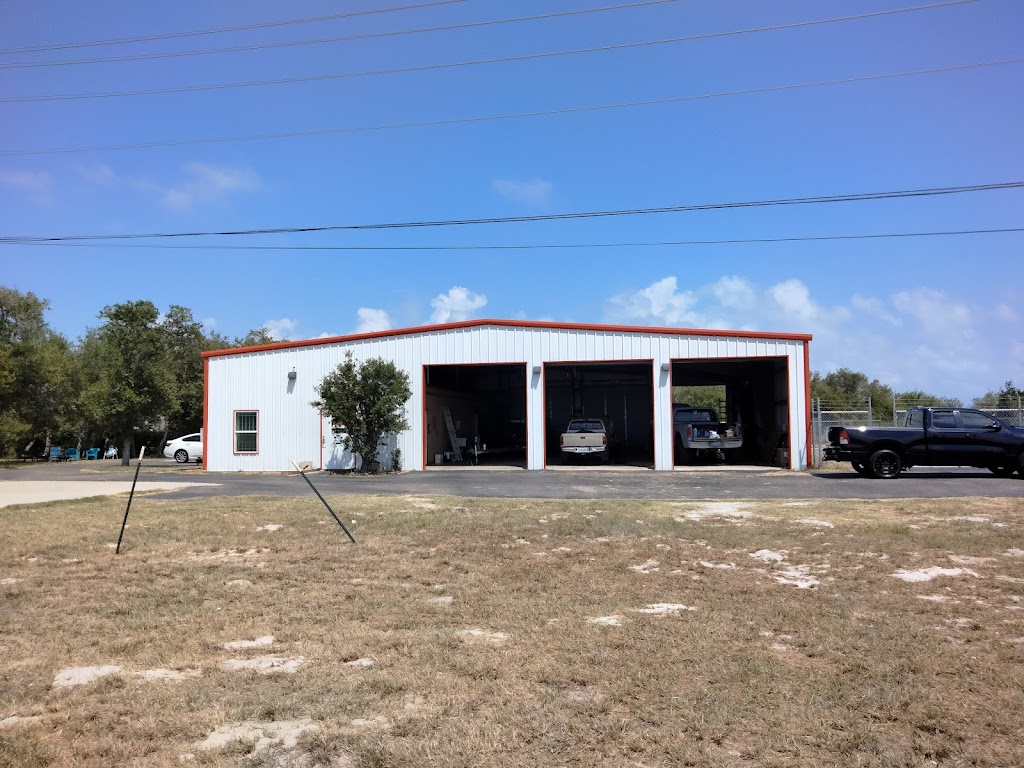 Broken Frame Truck Repair | 1703 W Corpus Christi St, Rockport, TX 78382 | Phone: (361) 777-9799