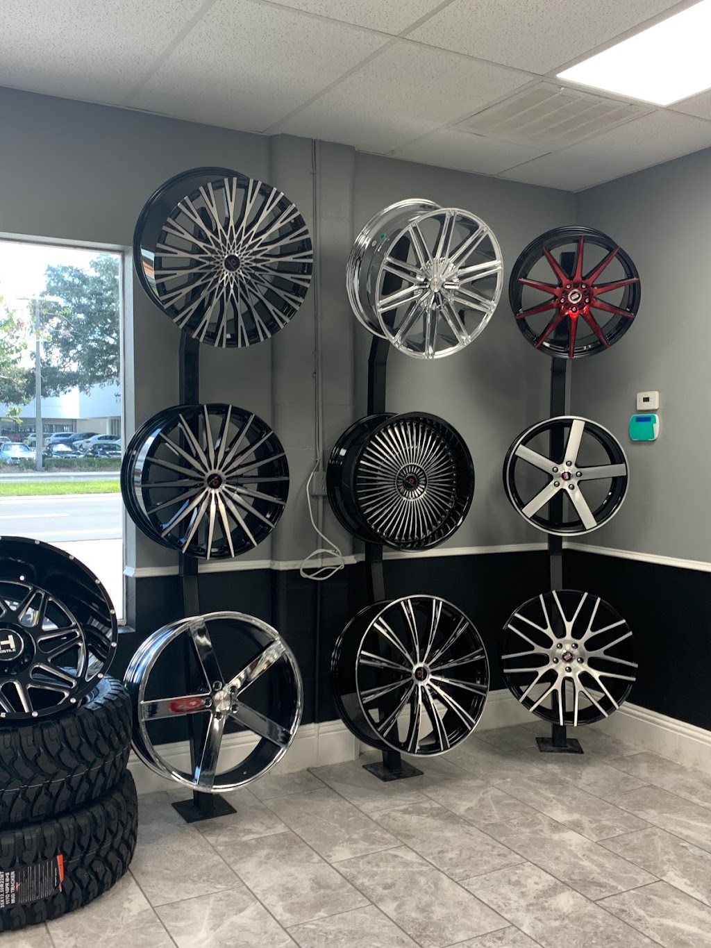 Wheel Identity Tires and Accessories | 11626 N Florida Ave, Tampa, FL 33612, USA | Phone: (813) 863-9449