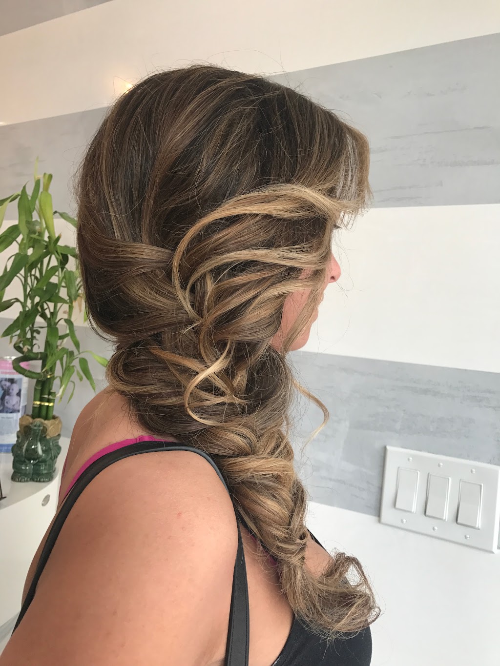 Mode De Vie Hair Studio | 16 John R Albanese Pl, Eastchester, NY 10709, USA | Phone: (914) 222-9345