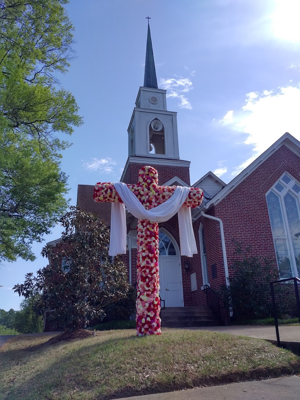 Byhalia United Methodist Church Flame | 93 S Senter St, Byhalia, MS 38611, USA | Phone: (662) 838-2237