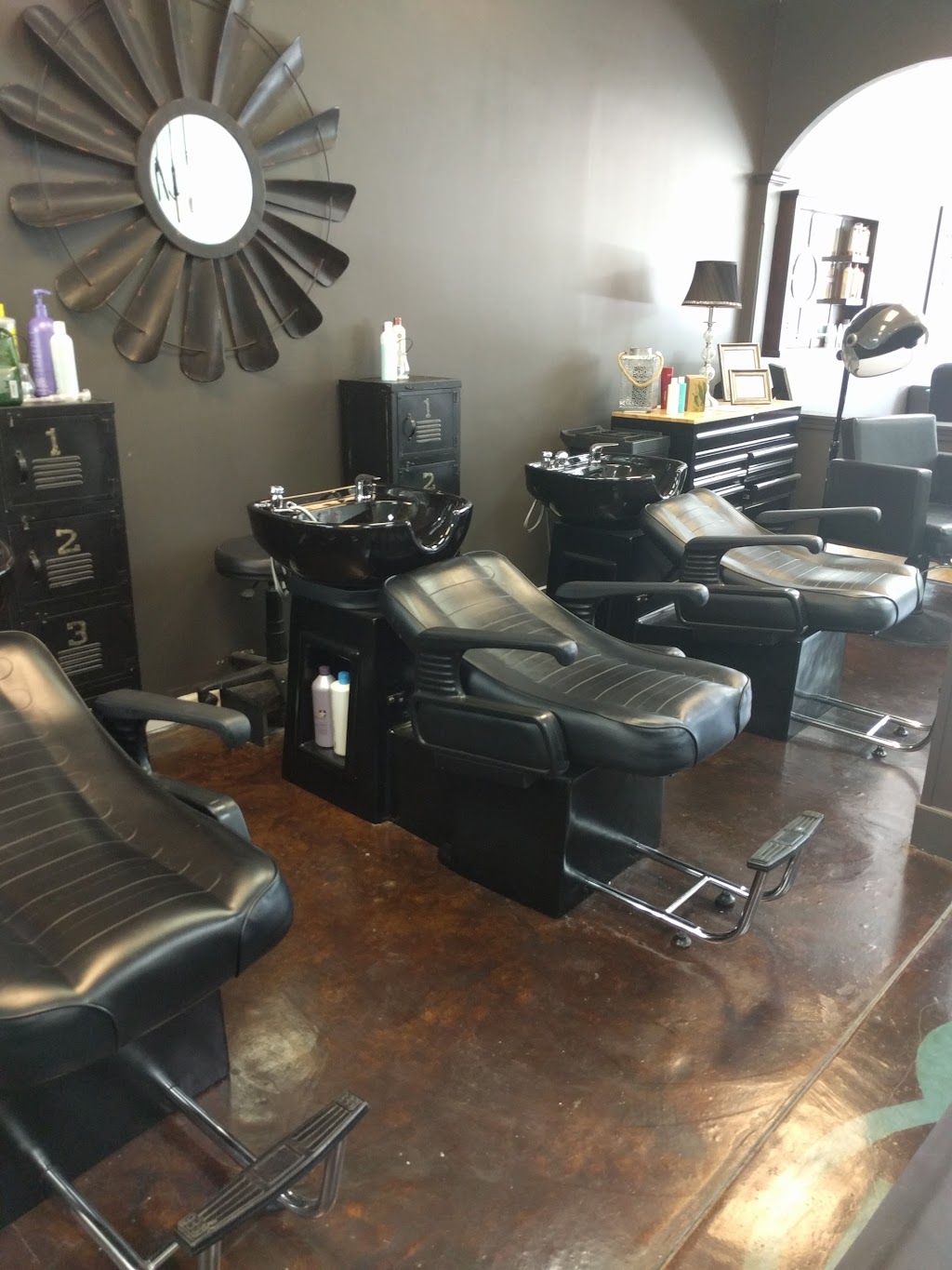 Salon 922 | 922 Gainesville Hwy, Buford, GA 30518, USA | Phone: (470) 326-5844