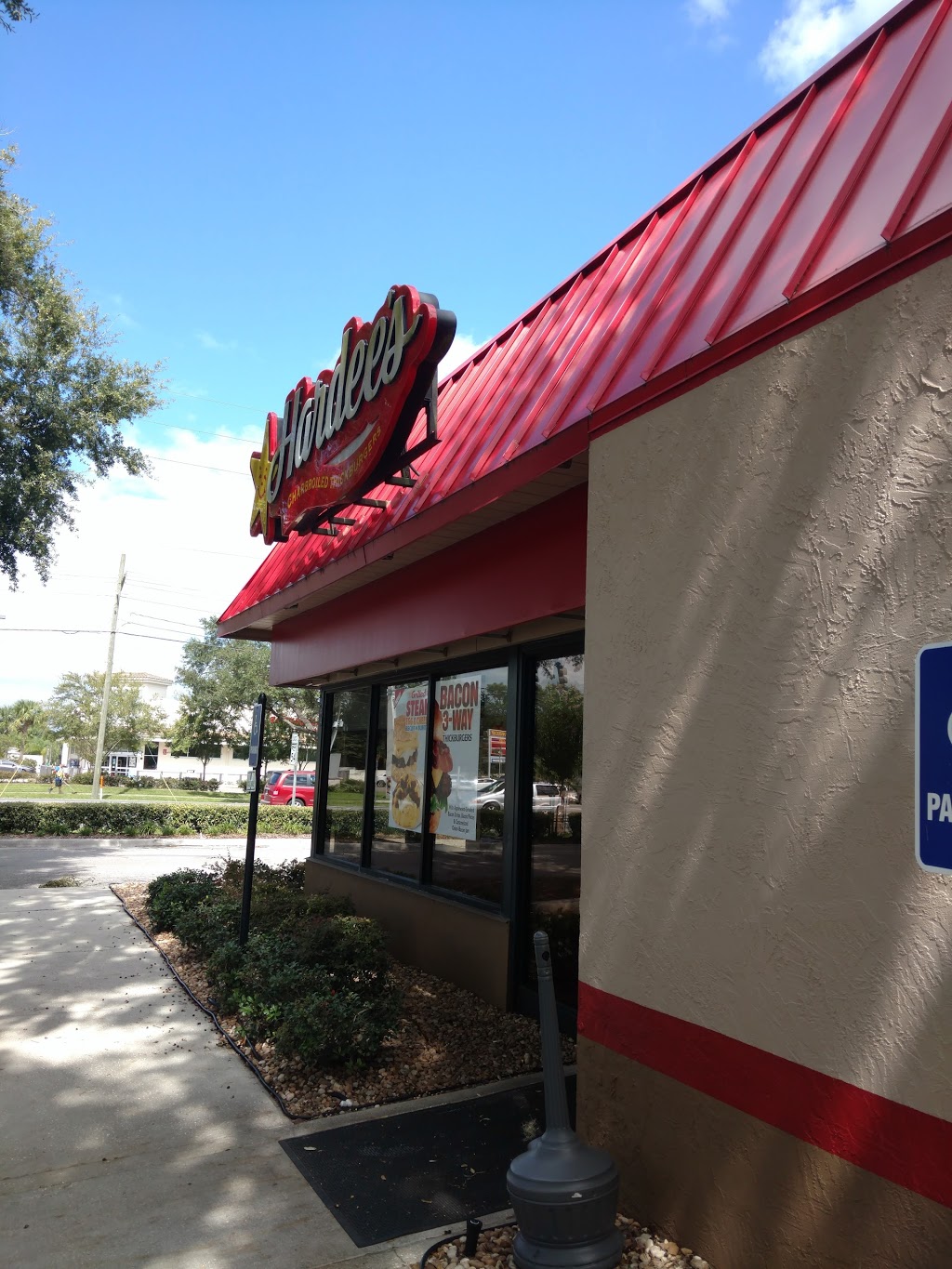 Hardees | 36502 FL-54, Zephyrhills, FL 33541, USA | Phone: (813) 395-5776