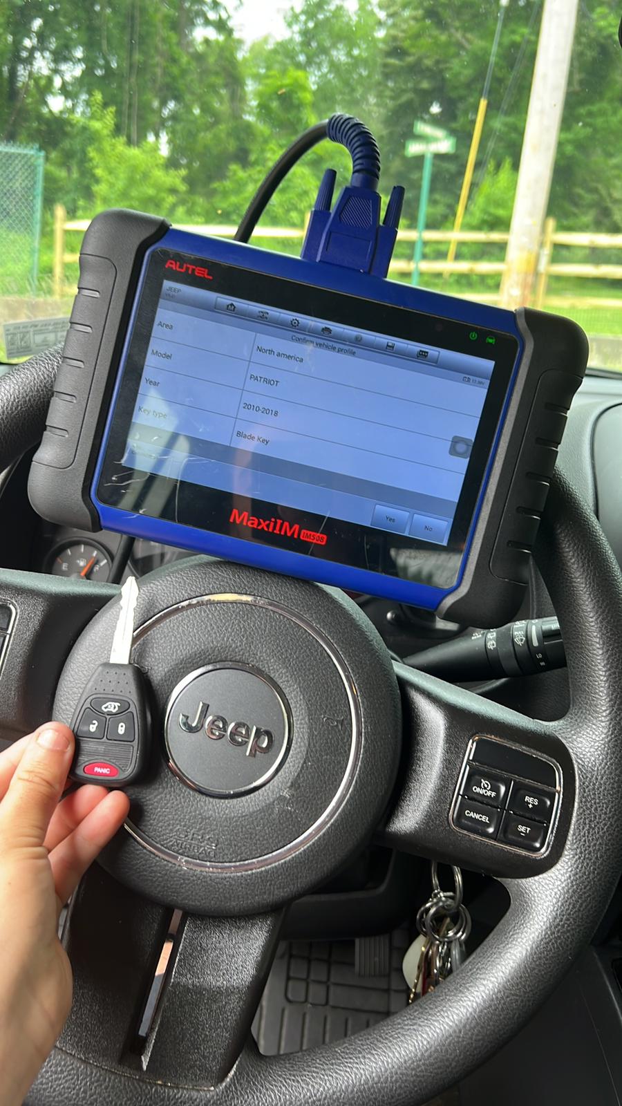 Yale KeyExpress | 235 Park Rd, Burlingame, CA 94010, USA | Phone: (650) 319-9513