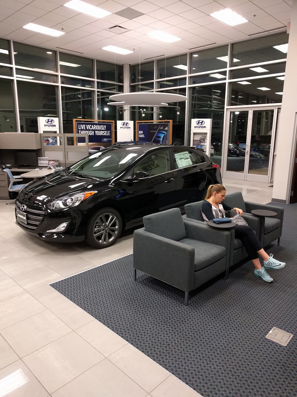 Hyundai of Palatine | 221 E Lake Cook Rd, Palatine, IL 60074, USA | Phone: (847) 230-9174