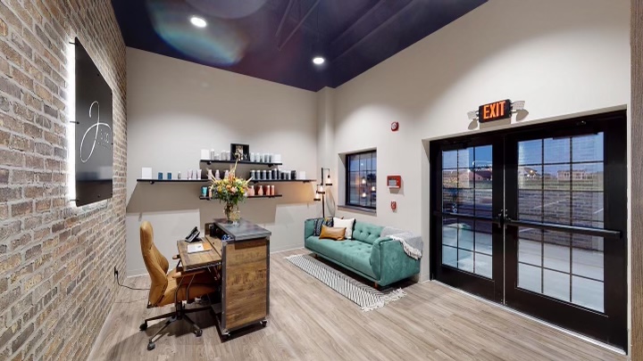 J & Co. Hair Studio and Spa | 258 Kurzen Rd N, Dalton, OH 44618, USA | Phone: (330) 828-4016
