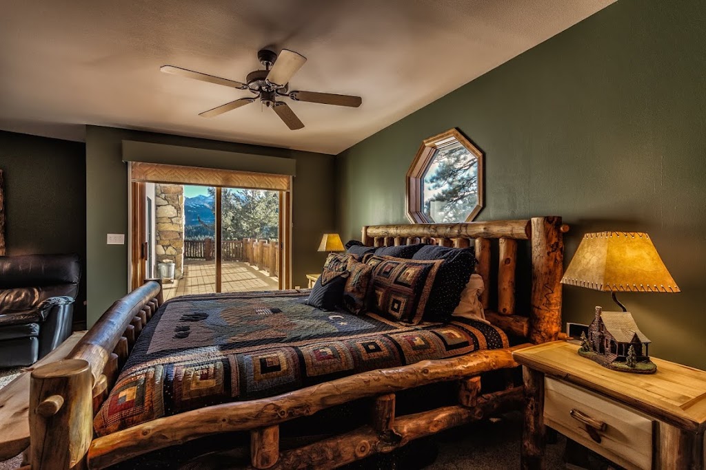 Pike View Lodge | 1200 Arapahoe Trail, Woodland Park, CO 80863, USA | Phone: (719) 286-3275