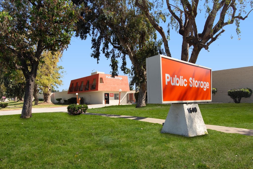 Public Storage | 1640 N White Ave, La Verne, CA 91750, USA | Phone: (909) 667-2542
