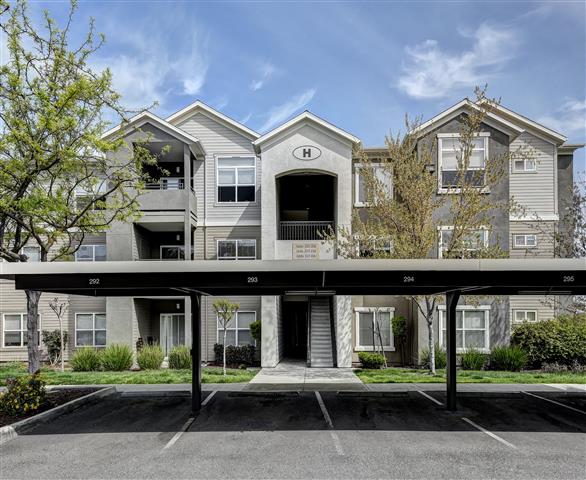 Brooks Landing | 3055 Floyd Ave, Modesto, CA 95355, USA | Phone: (209) 245-8261