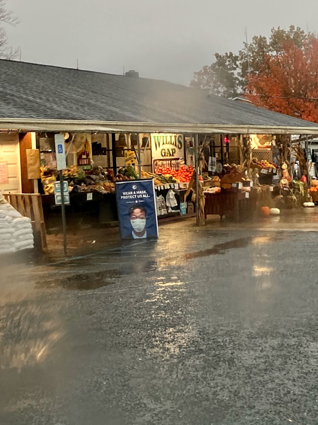 Willis Gap General Store | 1919 Willis Gap, Mountain Road, Ararat, VA 24053, USA | Phone: (276) 251-5130