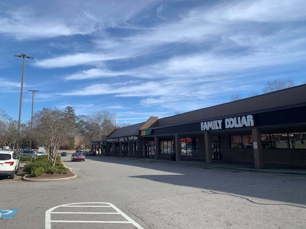 Family Dollar | 3229 Avent Ferry Rd, Raleigh, NC 27606, USA | Phone: (919) 500-4739