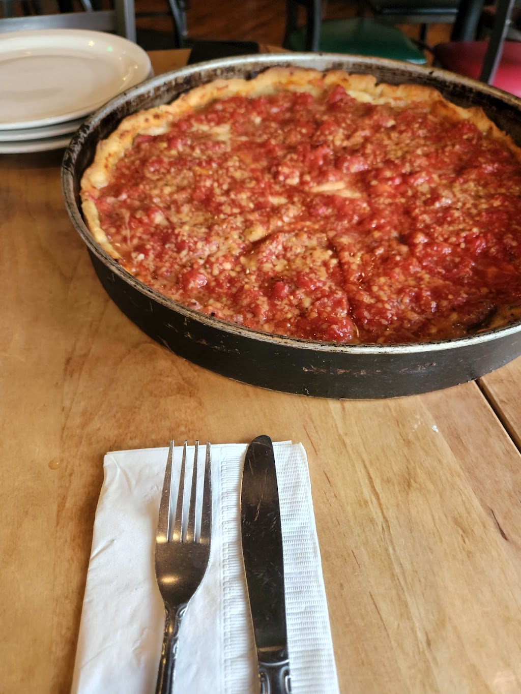 Buffalo Grove - Lou Malnatis Pizzeria | 85 S Buffalo Grove Rd, Buffalo Grove, IL 60089, USA | Phone: (847) 215-7100