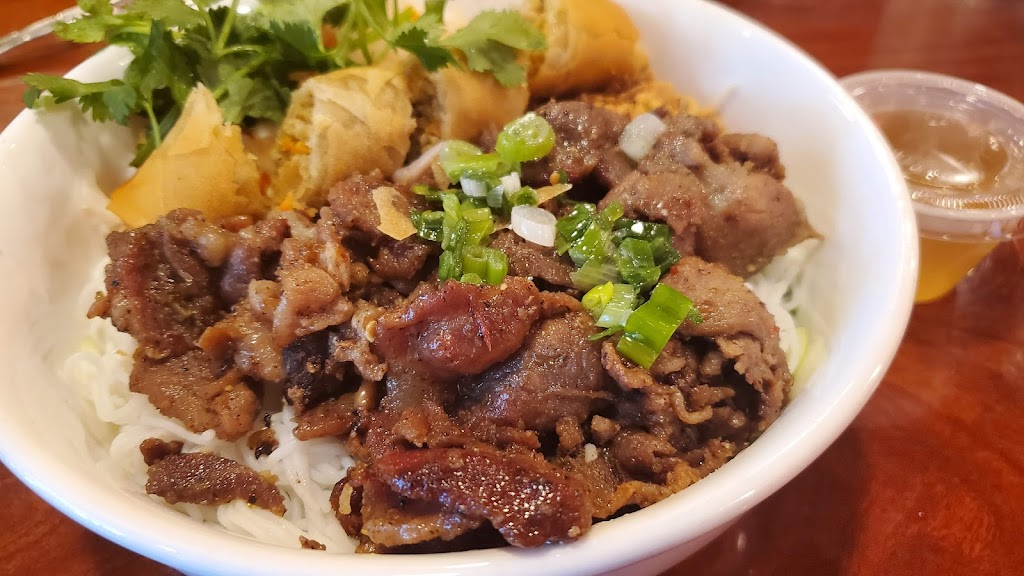 Saigon Bistro | 1701 Willow Pass Rd F, Concord, CA 94520, USA | Phone: (925) 827-1231