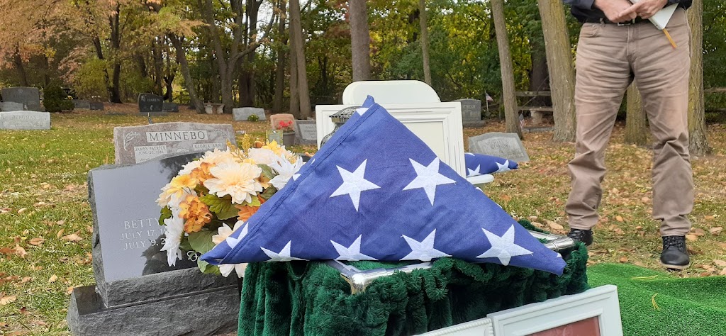 Commerce Memorial Cemetery | 2537 Benstein Rd, Commerce Township, MI 48390, USA | Phone: (248) 887-6700