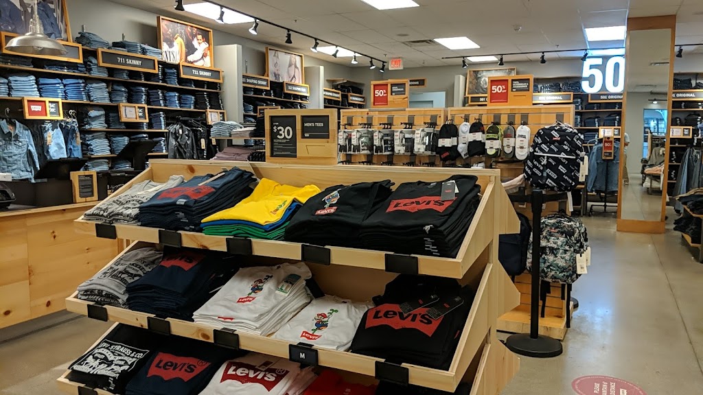 Levis Outlet Store | 5461 Factory Shops Blvd Suite- 845, Ellenton, FL 34222, USA | Phone: (941) 722-7578