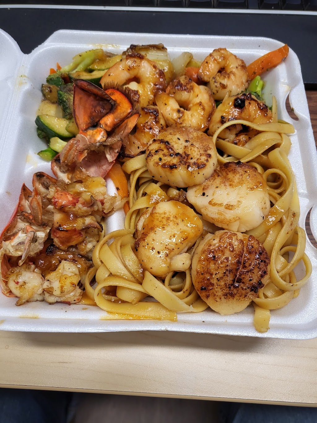 HenKa Hibachi | 800 E 6th St, Okmulgee, OK 74447, USA | Phone: (918) 758-9874